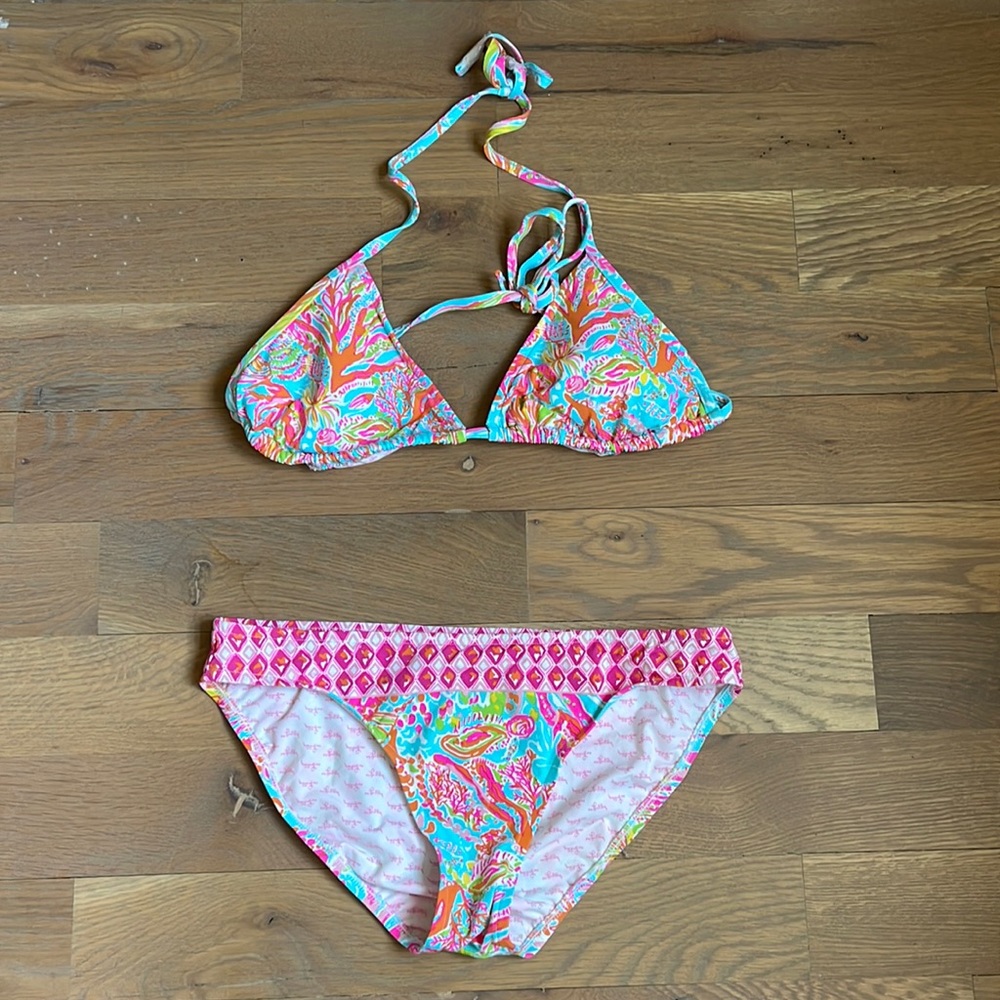 Lily Pulitzer Large triangle top and medium bikini bottom